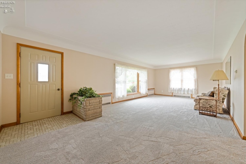 2350 Sand Road, Port Clinton, 43452, 3 Bedrooms Bedrooms, ,2 BathroomsBathrooms,Residential,For Sale,Sand,20253571