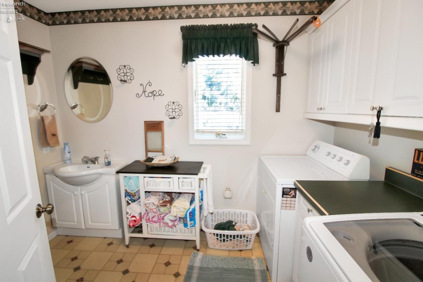 1761 Heiser Road, Port Clinton, 43452, 3 Bedrooms Bedrooms, ,3 BathroomsBathrooms,Residential,For Sale,Heiser,20260582