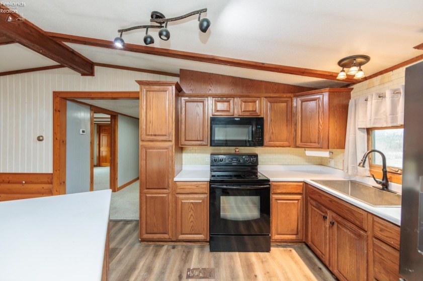 3179 Washburn Road, Willard, 44890, 3 Bedrooms Bedrooms, ,2 BathroomsBathrooms,Residential,For Sale,Washburn,20260777