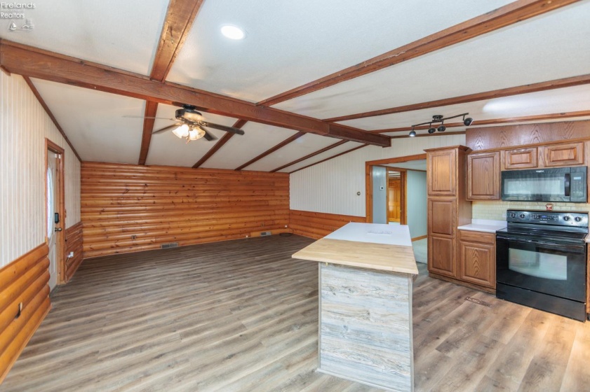 3179 Washburn Road, Willard, 44890, 3 Bedrooms Bedrooms, ,2 BathroomsBathrooms,Residential,For Sale,Washburn,20260777