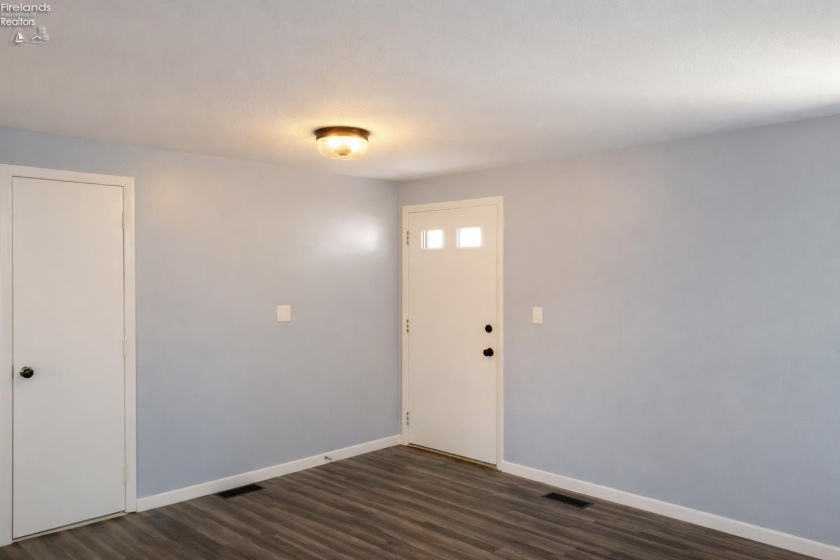 323 Portland Drive, Huron, 44839, 3 Bedrooms Bedrooms, ,2 BathroomsBathrooms,Residential,For Sale,Portland,20260780