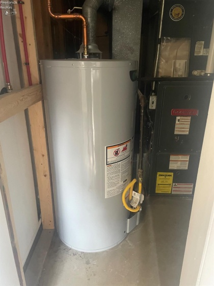 323 Portland Drive, Huron, 44839, 3 Bedrooms Bedrooms, ,2 BathroomsBathrooms,Residential,For Sale,Portland,20260780