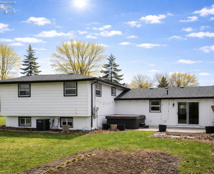 323 Portland Drive, Huron, 44839, 3 Bedrooms Bedrooms, ,2 BathroomsBathrooms,Residential,For Sale,Portland,20260780