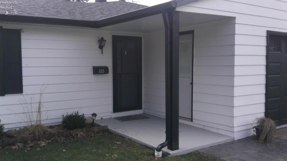 323 Portland Drive, Huron, 44839, 3 Bedrooms Bedrooms, ,2 BathroomsBathrooms,Residential,For Sale,Portland,20260780