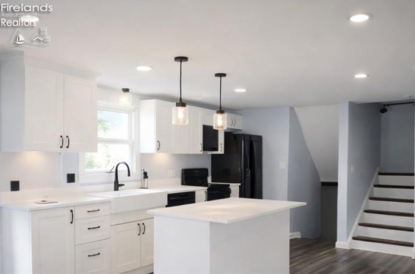 323 Portland Drive, Huron, 44839, 3 Bedrooms Bedrooms, ,2 BathroomsBathrooms,Residential,For Sale,Portland,20260780