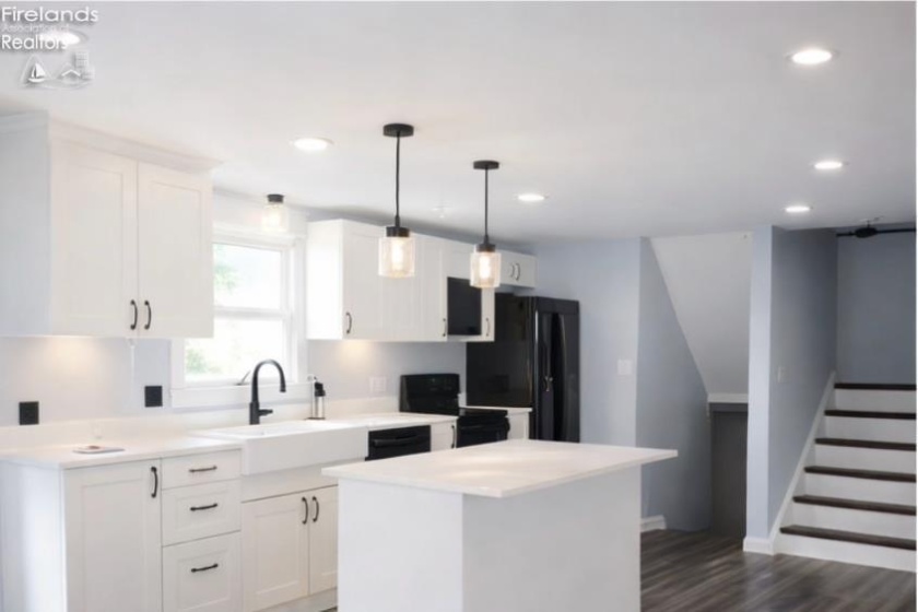 323 Portland Drive, Huron, 44839, 3 Bedrooms Bedrooms, ,2 BathroomsBathrooms,Residential,For Sale,Portland,20260780