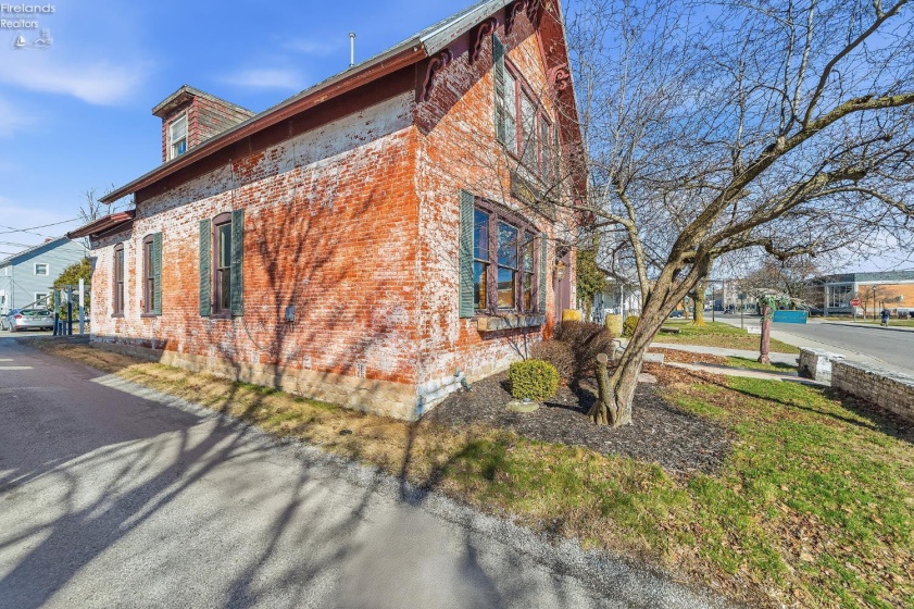 212 West Front St, Findlay, 45840, ,Commercial,For Sale,West Front St,20260786