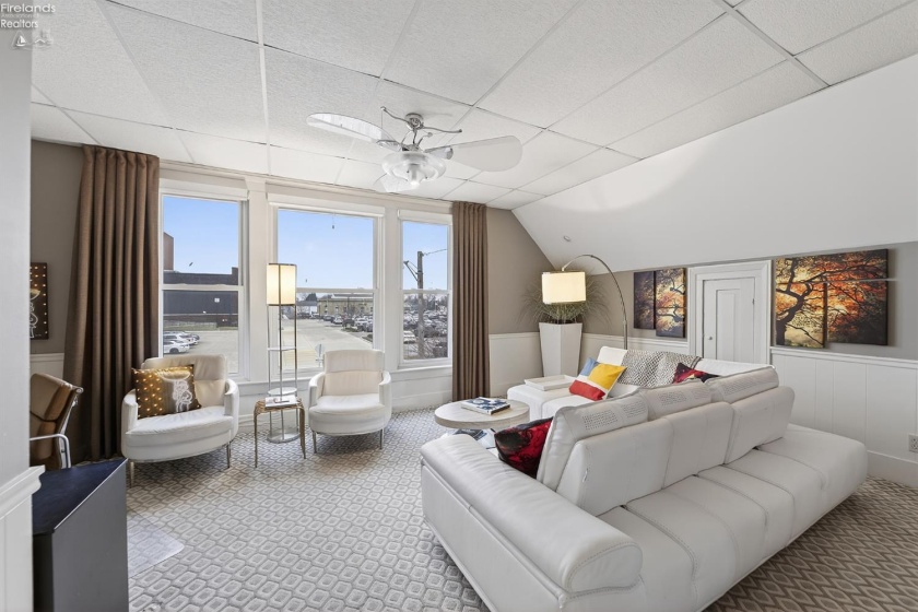 212 West Front St, Findlay, 45840, ,Commercial,For Sale,West Front St,20260786