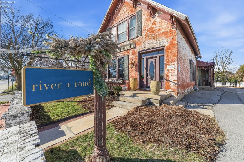 212 West Front St, Findlay, 45840, ,Commercial,For Sale,West Front St,20260786