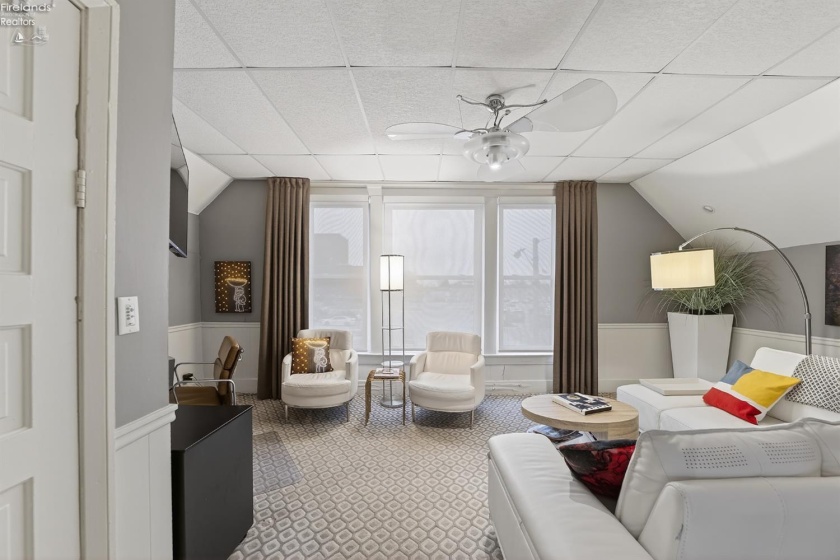 212 West Front St, Findlay, 45840, ,Commercial,For Sale,West Front St,20260786