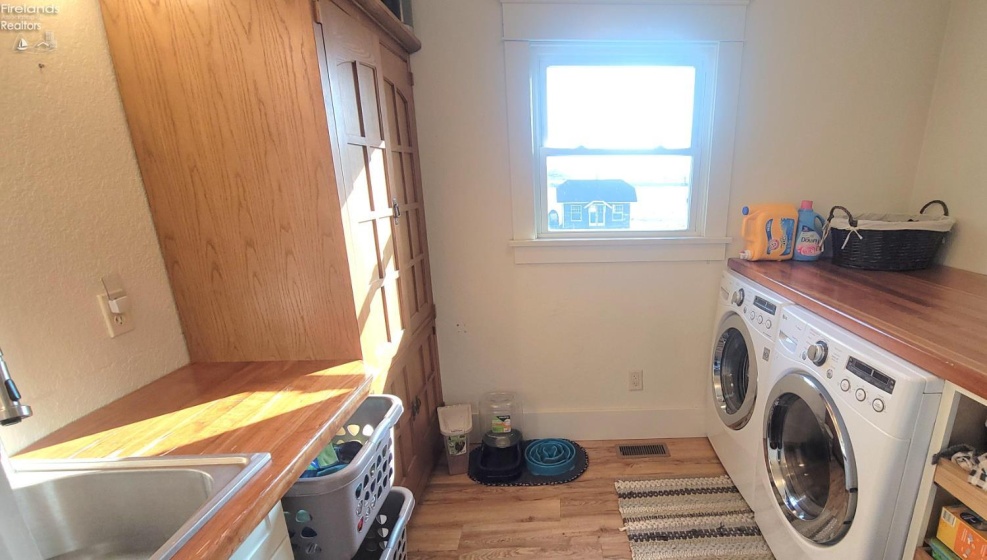 1727 McPherson Highway, Clyde, 43410, 3 Bedrooms Bedrooms, ,2 BathroomsBathrooms,Residential,For Sale,McPherson,20260798