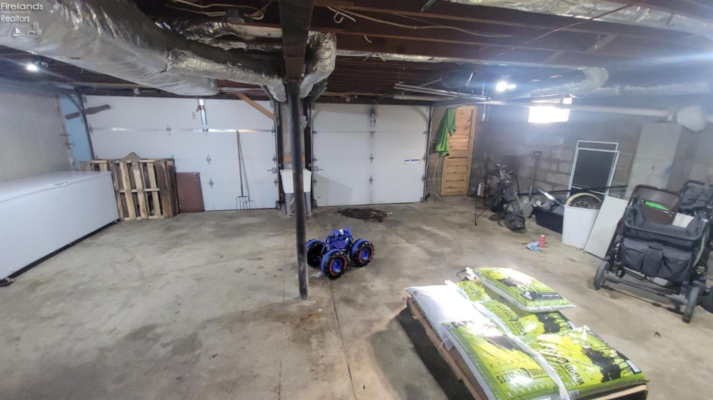 1727 McPherson Highway, Clyde, 43410, 3 Bedrooms Bedrooms, ,2 BathroomsBathrooms,Residential,For Sale,McPherson,20260798