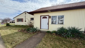 405 Parish Street, Sandusky, 44870, 3 Bedrooms Bedrooms, ,1 BathroomBathrooms,Residential,For Sale,Parish,20260801