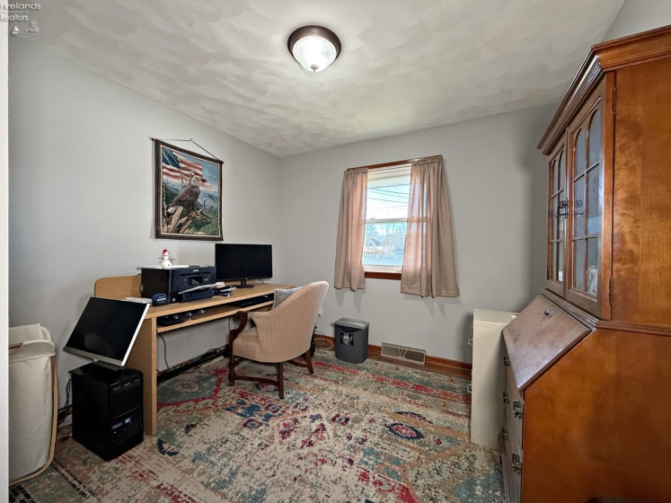 65 Elmwood Street, Tiffin, 44883, 3 Bedrooms Bedrooms, ,1 BathroomBathrooms,Residential,For Sale,Elmwood,20260591