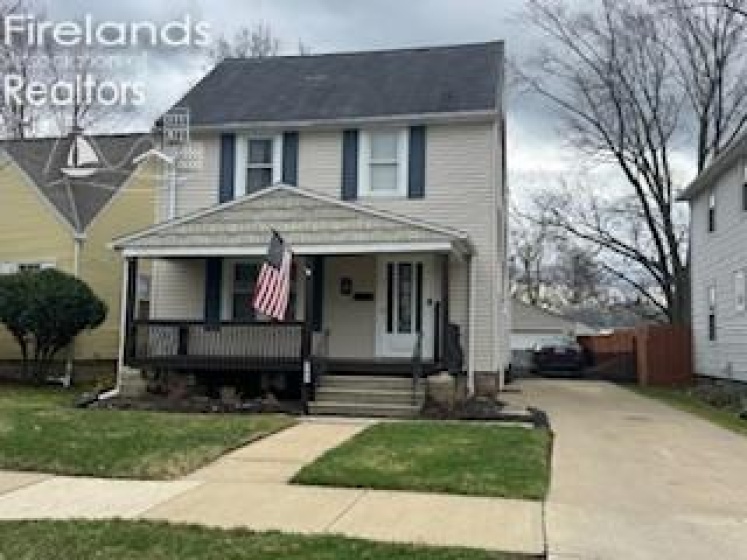 147 Hamilton Street, Elyria, 44035, 4 Bedrooms Bedrooms, ,2 BathroomsBathrooms,Residential,For Sale,Hamilton,20260814