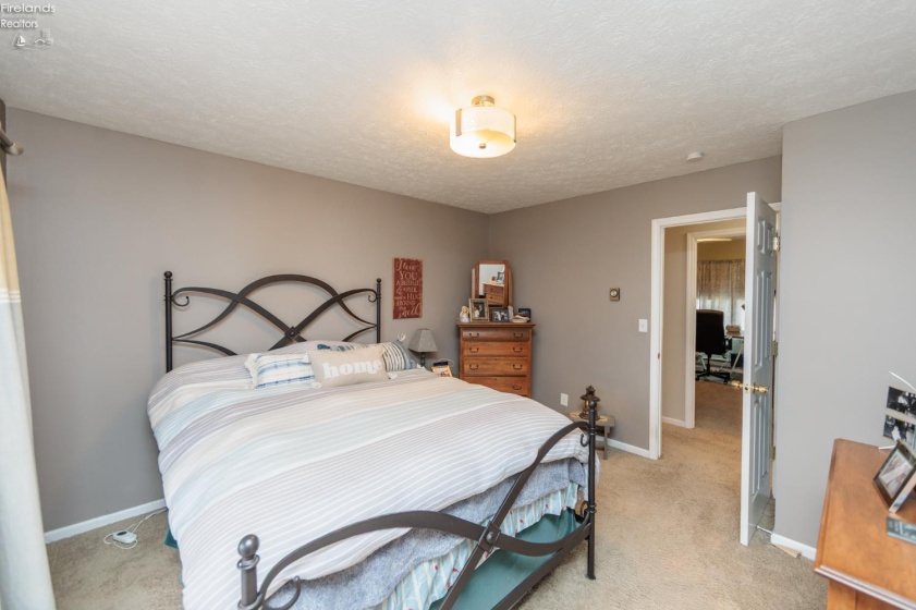 807 Cleveland Road, Huron, 44839, 3 Bedrooms Bedrooms, ,4 BathroomsBathrooms,Residential,For Sale,Cleveland,20260817