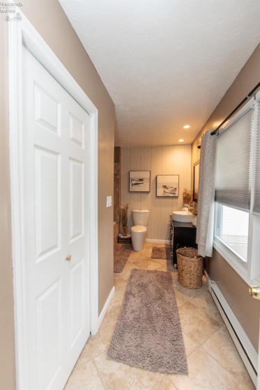 807 Cleveland Road, Huron, 44839, 3 Bedrooms Bedrooms, ,4 BathroomsBathrooms,Residential,For Sale,Cleveland,20260817