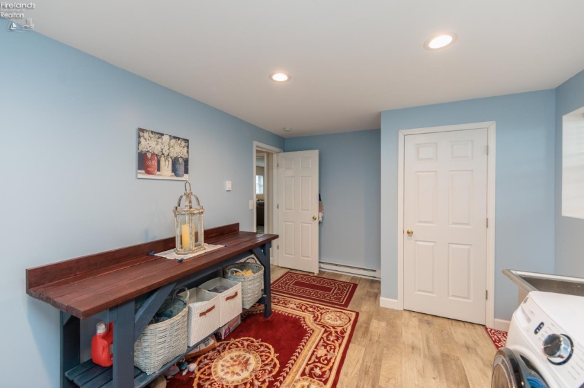 807 Cleveland Road, Huron, 44839, 3 Bedrooms Bedrooms, ,4 BathroomsBathrooms,Residential,For Sale,Cleveland,20260817