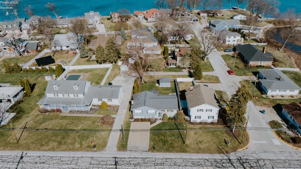 807 Cleveland Road, Huron, 44839, 3 Bedrooms Bedrooms, ,4 BathroomsBathrooms,Residential,For Sale,Cleveland,20260817