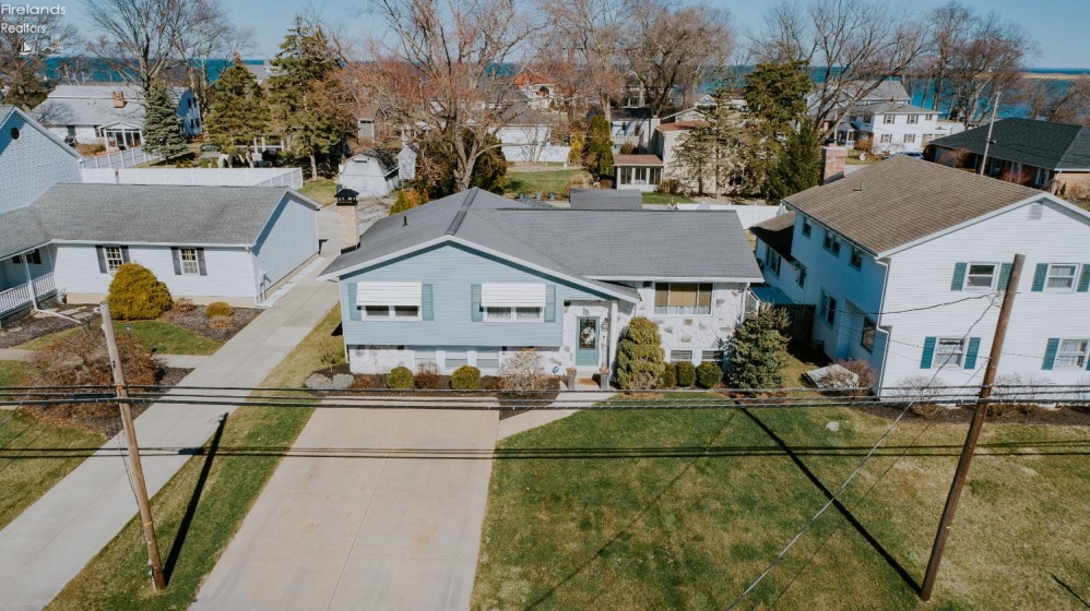 807 Cleveland Road, Huron, 44839, 3 Bedrooms Bedrooms, ,4 BathroomsBathrooms,Residential,For Sale,Cleveland,20260817