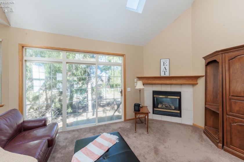 18608 Southporte Drive, Strongsville, 44136, 2 Bedrooms Bedrooms, ,3 BathroomsBathrooms,Residential,For Sale,Southporte,20260779