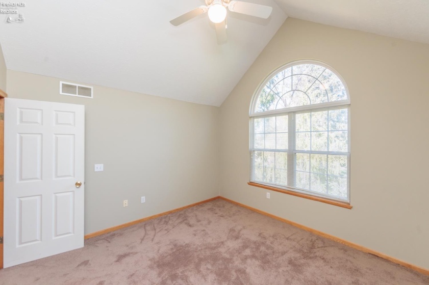 18608 Southporte Drive, Strongsville, 44136, 2 Bedrooms Bedrooms, ,3 BathroomsBathrooms,Residential,For Sale,Southporte,20260779