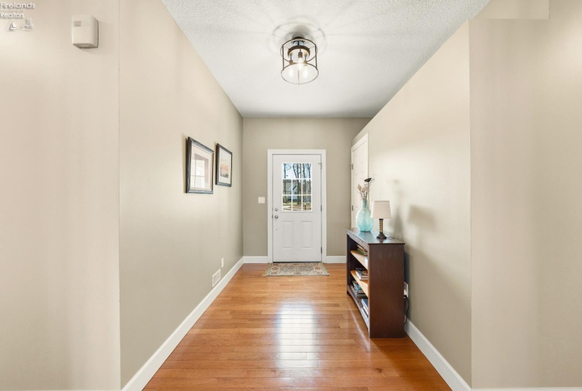 1249 Lost Lake Road, Port Clinton, 43452, 3 Bedrooms Bedrooms, ,2 BathroomsBathrooms,Residential,For Sale,Lost Lake,20260762