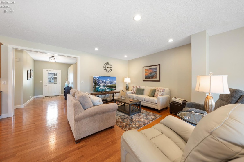 1249 Lost Lake Road, Port Clinton, 43452, 3 Bedrooms Bedrooms, ,2 BathroomsBathrooms,Residential,For Sale,Lost Lake,20260762