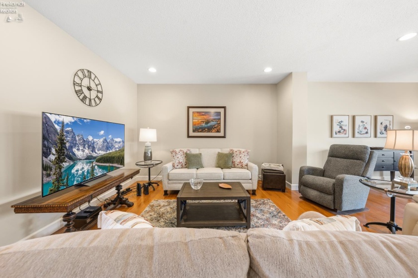 1249 Lost Lake Road, Port Clinton, 43452, 3 Bedrooms Bedrooms, ,2 BathroomsBathrooms,Residential,For Sale,Lost Lake,20260762