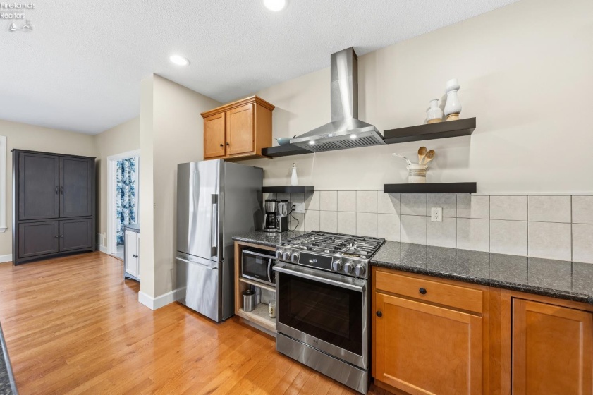 1249 Lost Lake Road, Port Clinton, 43452, 3 Bedrooms Bedrooms, ,2 BathroomsBathrooms,Residential,For Sale,Lost Lake,20260762