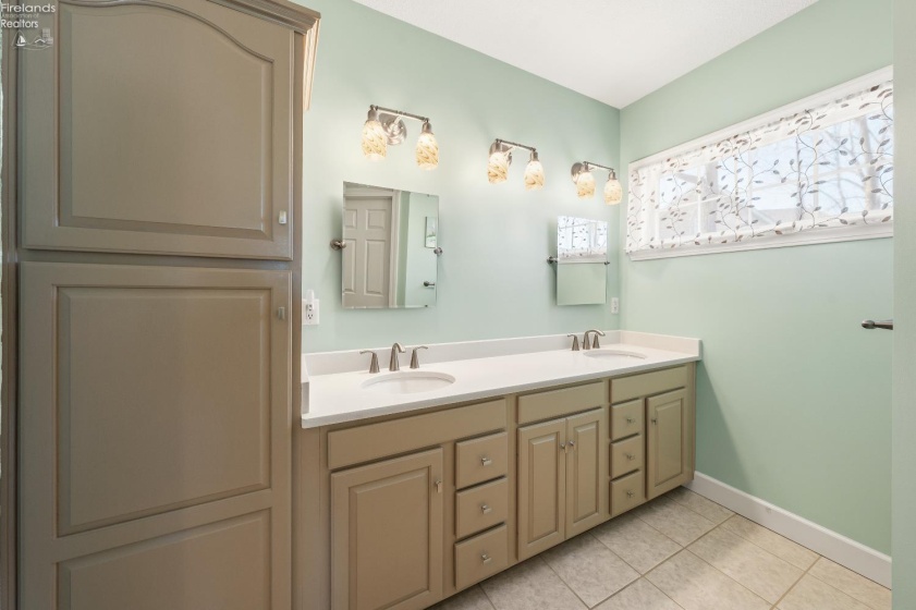 1249 Lost Lake Road, Port Clinton, 43452, 3 Bedrooms Bedrooms, ,2 BathroomsBathrooms,Residential,For Sale,Lost Lake,20260762