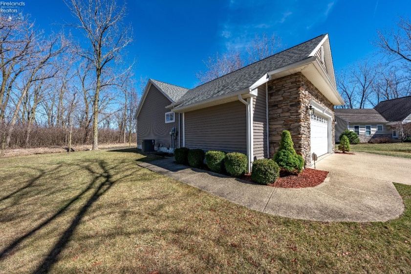 1249 Lost Lake Road, Port Clinton, 43452, 3 Bedrooms Bedrooms, ,2 BathroomsBathrooms,Residential,For Sale,Lost Lake,20260762