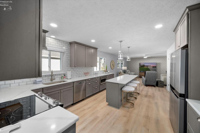 502 Stone, Marblehead, 43440, 3 Bedrooms Bedrooms, ,3 BathroomsBathrooms,Residential,For Sale,Stone,20260668