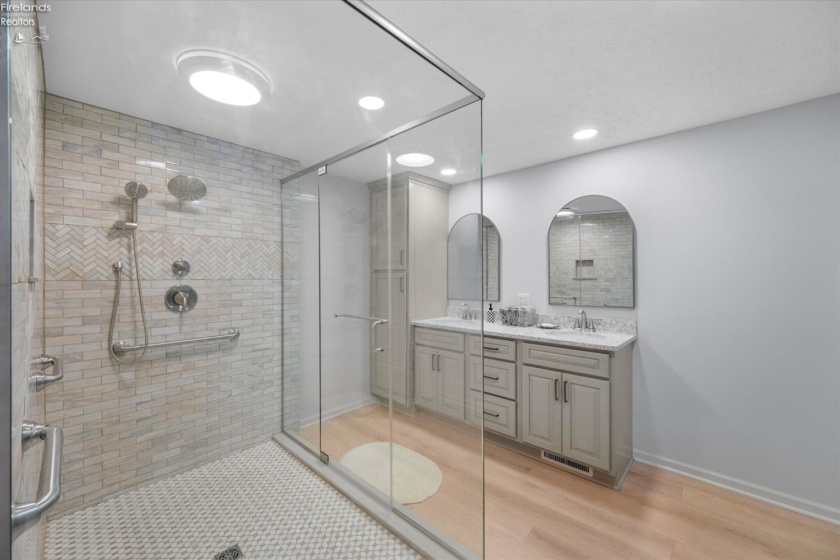 502 Stone, Marblehead, 43440, 3 Bedrooms Bedrooms, ,3 BathroomsBathrooms,Residential,For Sale,Stone,20260668