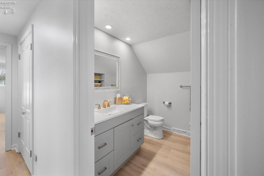 502 Stone, Marblehead, 43440, 3 Bedrooms Bedrooms, ,3 BathroomsBathrooms,Residential,For Sale,Stone,20260668