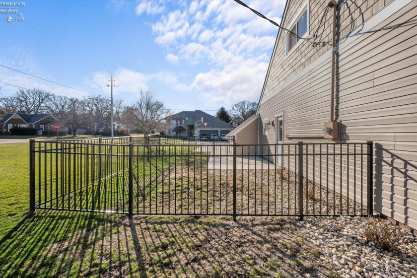 502 Stone, Marblehead, 43440, 3 Bedrooms Bedrooms, ,3 BathroomsBathrooms,Residential,For Sale,Stone,20260668