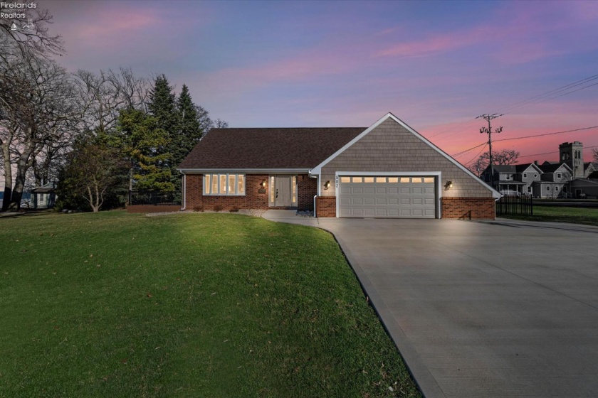 502 Stone, Marblehead, 43440, 3 Bedrooms Bedrooms, ,3 BathroomsBathrooms,Residential,For Sale,Stone,20260668