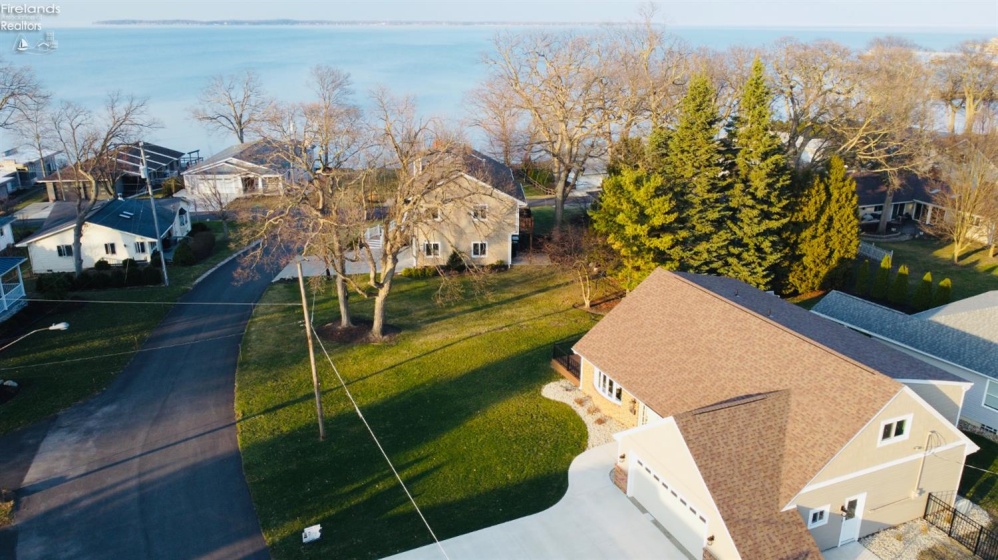 502 Stone, Marblehead, 43440, 3 Bedrooms Bedrooms, ,3 BathroomsBathrooms,Residential,For Sale,Stone,20260668