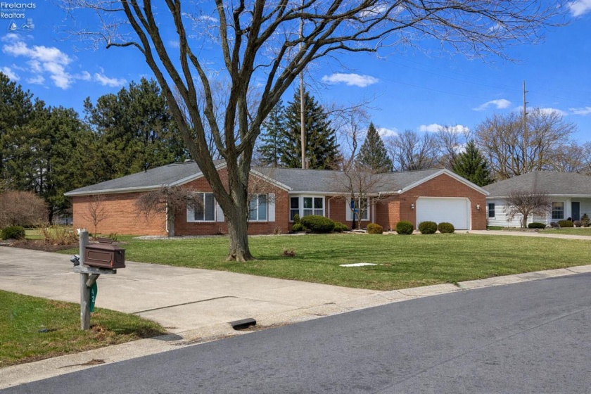 38 Glendale Avenue, Fremont, 43420, 4 Bedrooms Bedrooms, ,3 BathroomsBathrooms,Residential,For Sale,Glendale,20260800