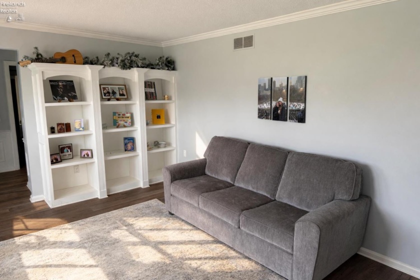 38 Glendale Avenue, Fremont, 43420, 4 Bedrooms Bedrooms, ,3 BathroomsBathrooms,Residential,For Sale,Glendale,20260800