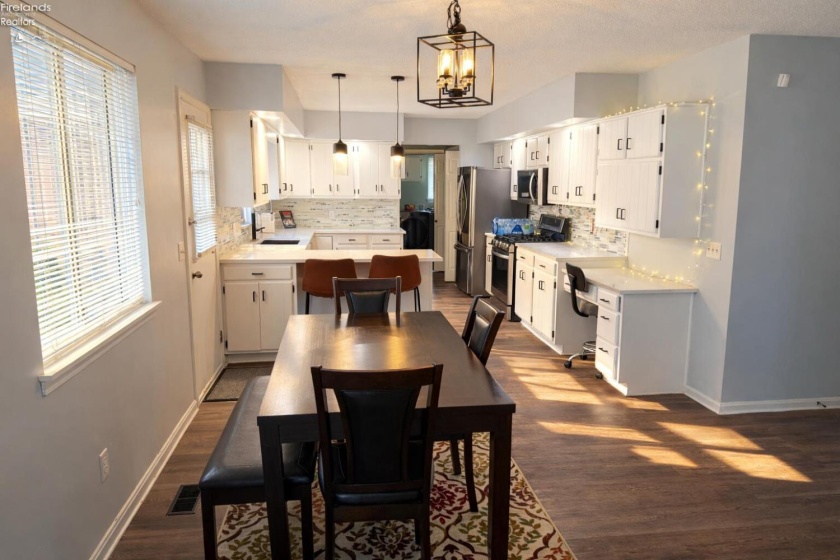 38 Glendale Avenue, Fremont, 43420, 4 Bedrooms Bedrooms, ,3 BathroomsBathrooms,Residential,For Sale,Glendale,20260800