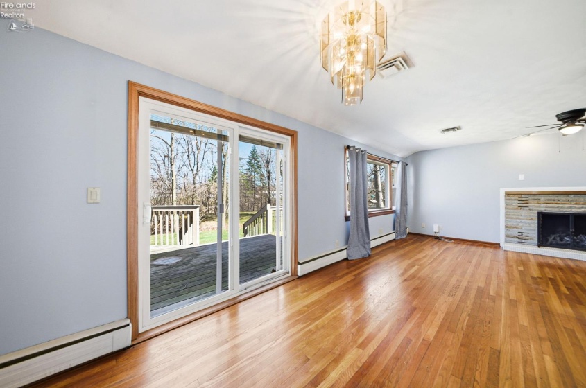 1073 Rosealee Ave., Elyria, 44035, 3 Bedrooms Bedrooms, ,3 BathroomsBathrooms,Residential,For Sale,Rosealee Ave.,20260740