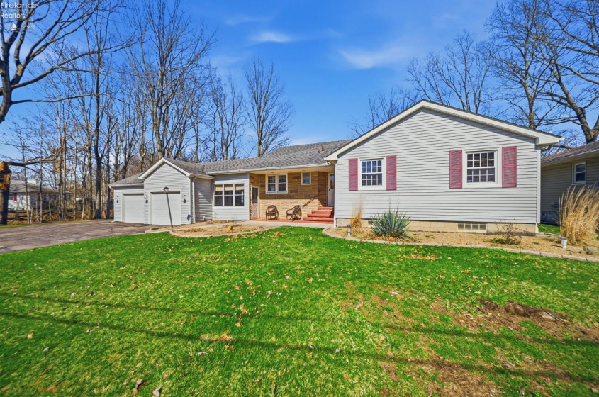 1073 Rosealee Ave., Elyria, 44035, 3 Bedrooms Bedrooms, ,3 BathroomsBathrooms,Residential,For Sale,Rosealee Ave.,20260740