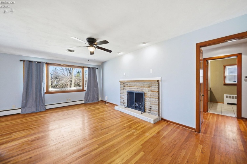 1073 Rosealee Ave., Elyria, 44035, 3 Bedrooms Bedrooms, ,3 BathroomsBathrooms,Residential,For Sale,Rosealee Ave.,20260740