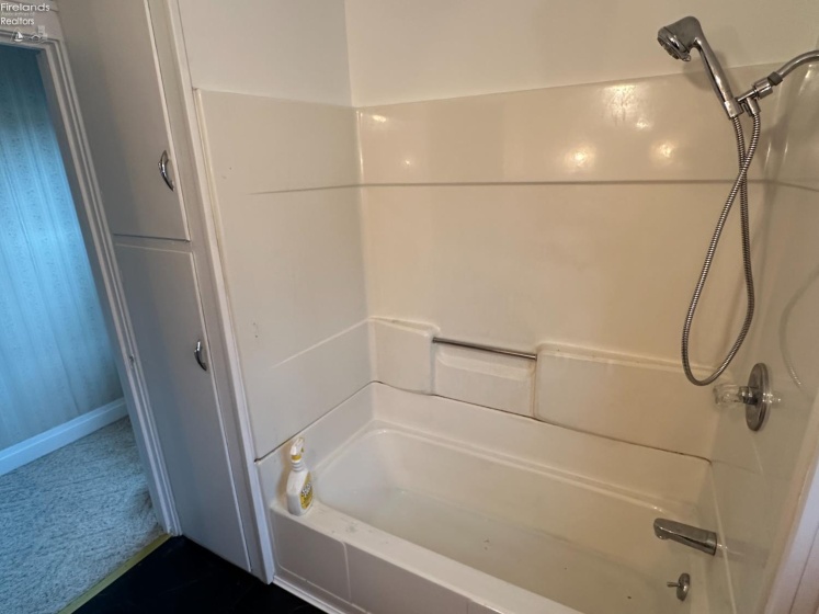 403 Park Street, Willard, 44890, 3 Bedrooms Bedrooms, ,2 BathroomsBathrooms,Residential,For Sale,Park,20260826