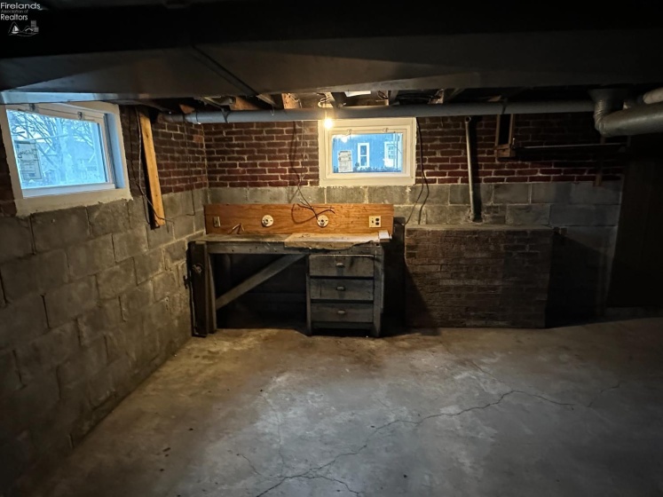 403 Park Street, Willard, 44890, 3 Bedrooms Bedrooms, ,2 BathroomsBathrooms,Residential,For Sale,Park,20260826