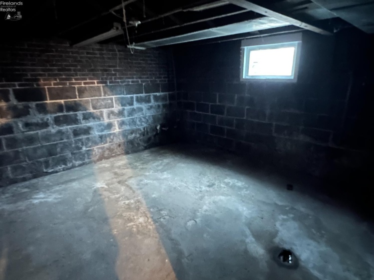 403 Park Street, Willard, 44890, 3 Bedrooms Bedrooms, ,2 BathroomsBathrooms,Residential,For Sale,Park,20260826