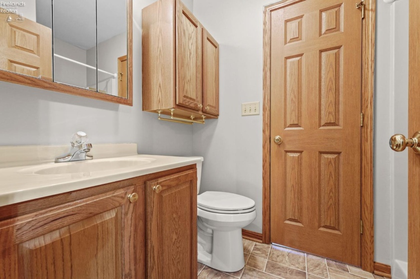 1313 Columbus Avenue, Fostoria, 44830, 2 Bedrooms Bedrooms, ,2 BathroomsBathrooms,Residential,For Sale,Columbus,20260831