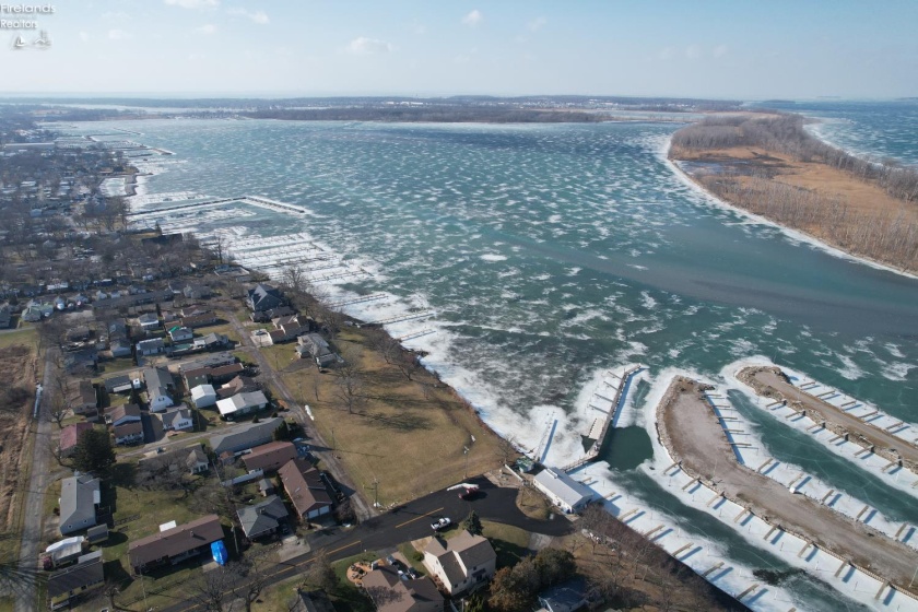 7631 Downend Drive, Marblehead, 43440, 3 Bedrooms Bedrooms, ,2 BathroomsBathrooms,Residential,For Sale,Downend,20260833