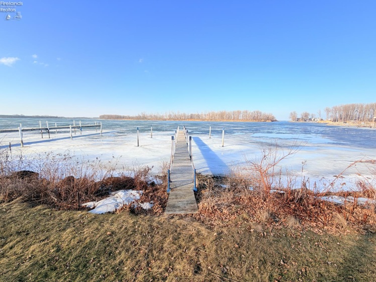 7631 Downend Drive, Marblehead, 43440, 3 Bedrooms Bedrooms, ,2 BathroomsBathrooms,Residential,For Sale,Downend,20260833